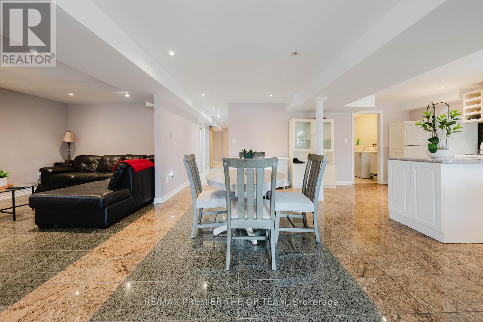 16 St Michele Place, Vaughan, Ontario  L4H 1H3 - Photo 29 - N12979408