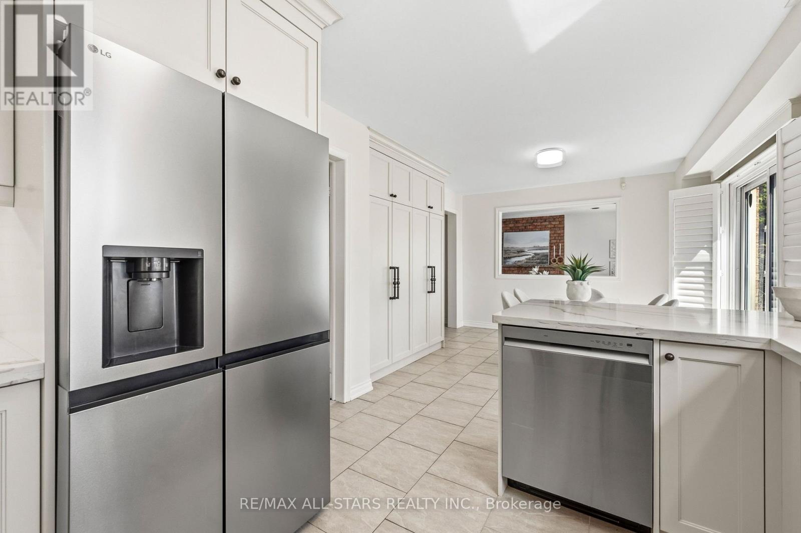 53 Smithy Street, Markham, Ontario  L3P 6M7 - Photo 14 - N12979414