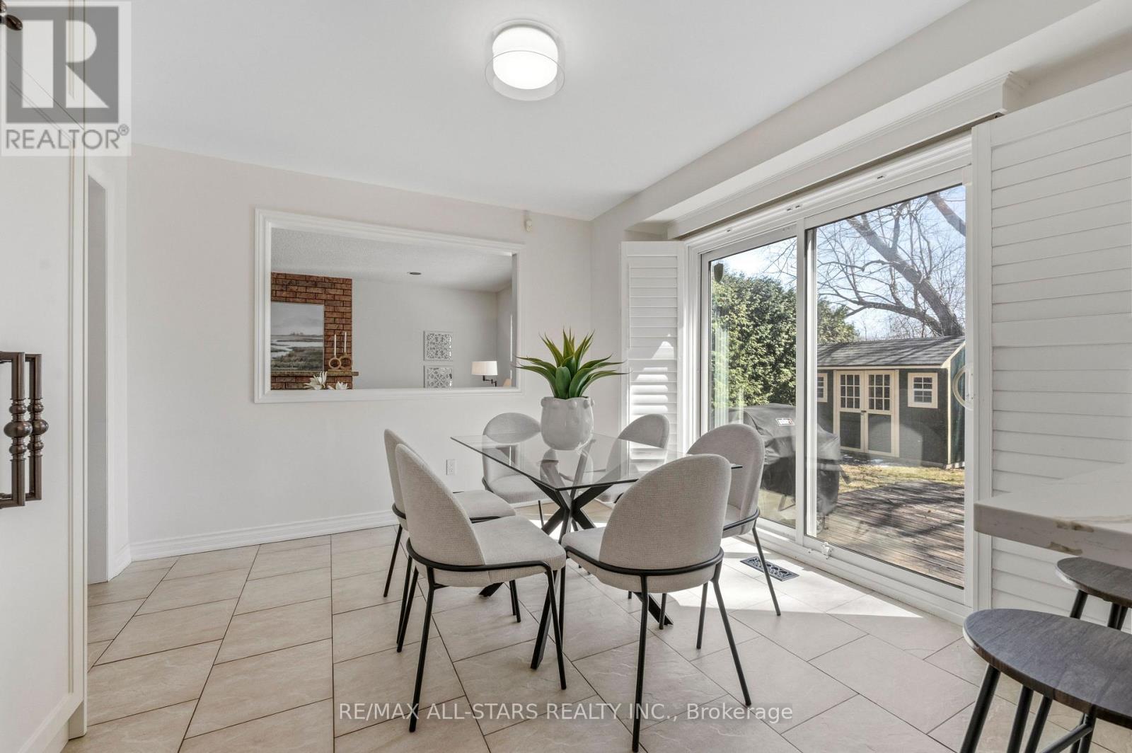 53 Smithy Street, Markham, Ontario  L3P 6M7 - Photo 16 - N12979414