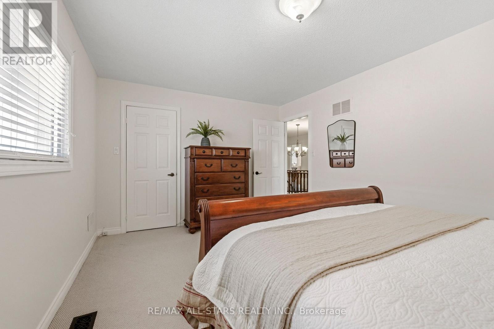 53 Smithy Street, Markham, Ontario  L3P 6M7 - Photo 35 - N12979414