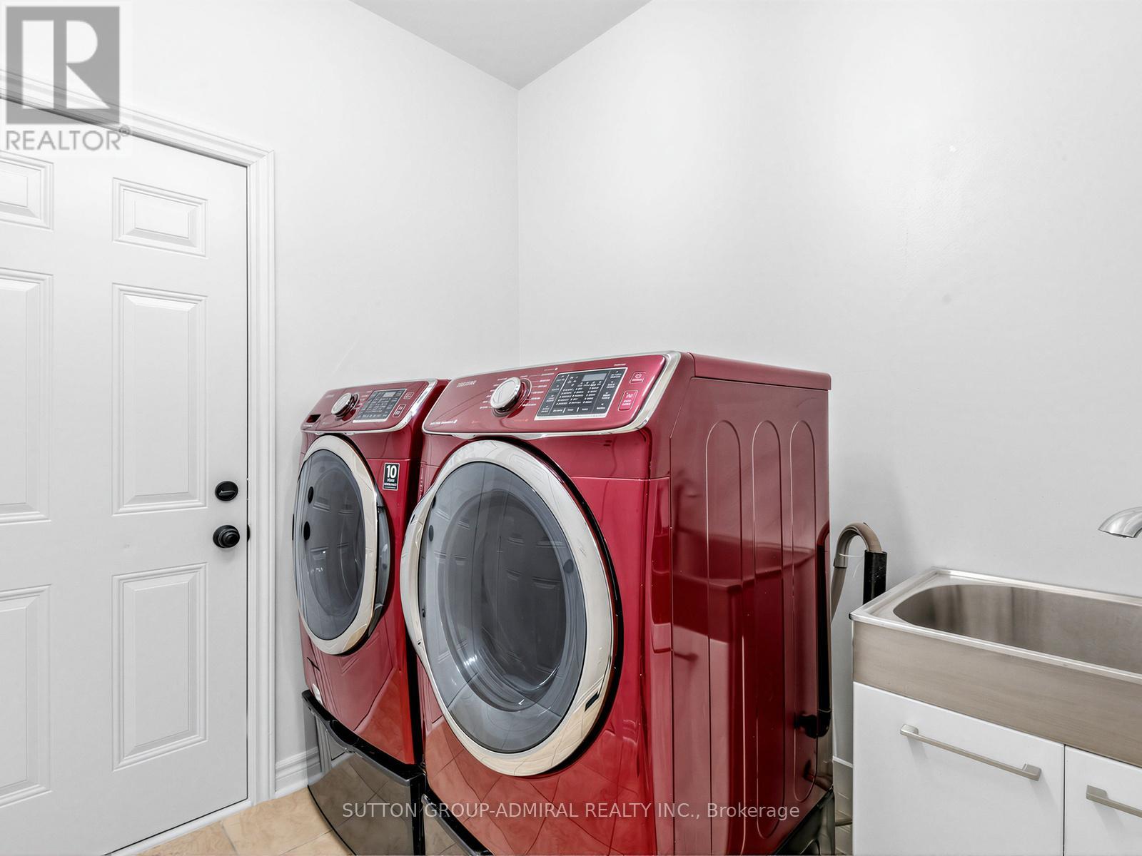 96 Mount Crescent, Essa, Ontario  L3W 0N2 - Photo 20 - N12979474