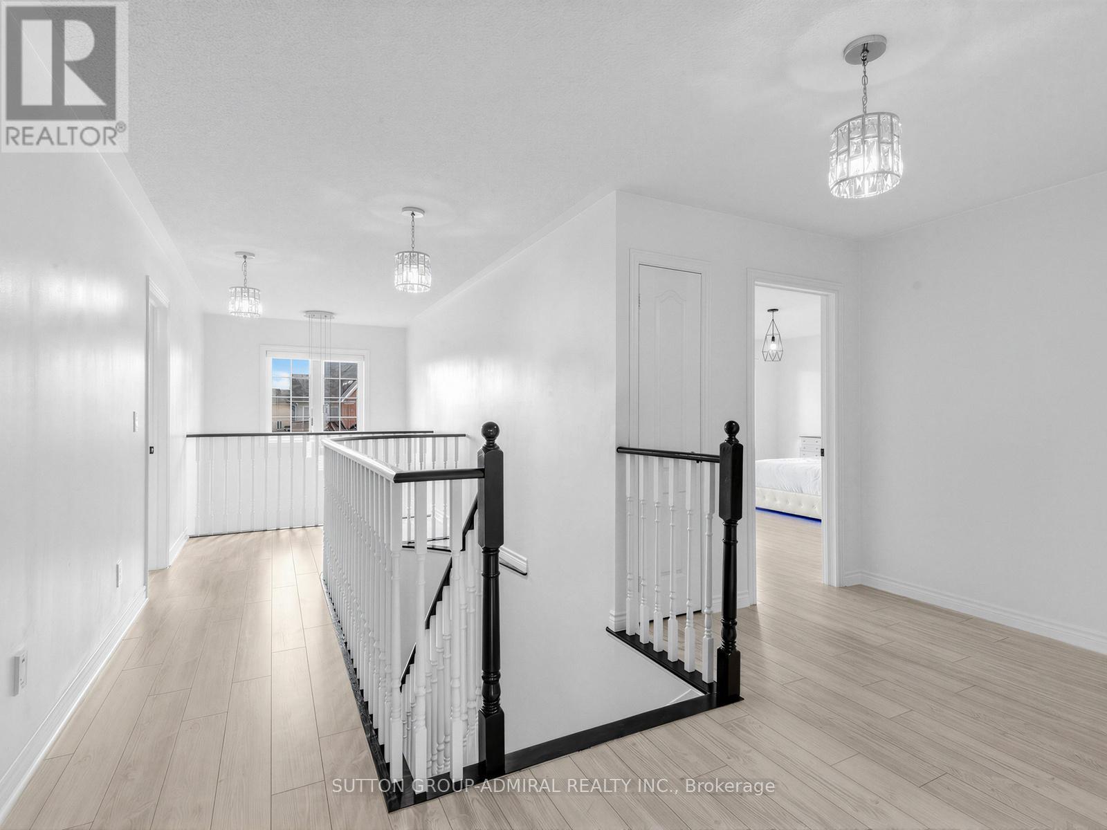 96 Mount Crescent, Essa, Ontario  L3W 0N2 - Photo 23 - N12979474