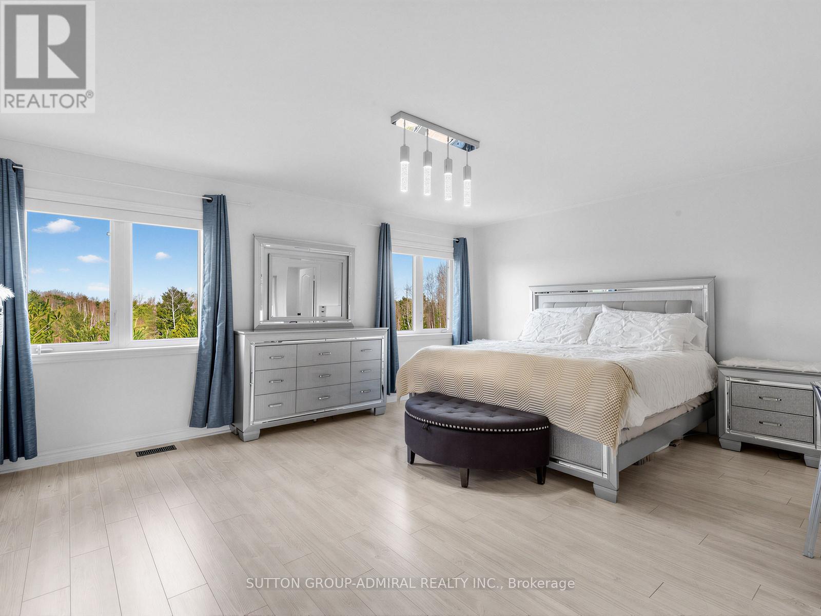 96 Mount Crescent, Essa, Ontario  L3W 0N2 - Photo 24 - N12979474