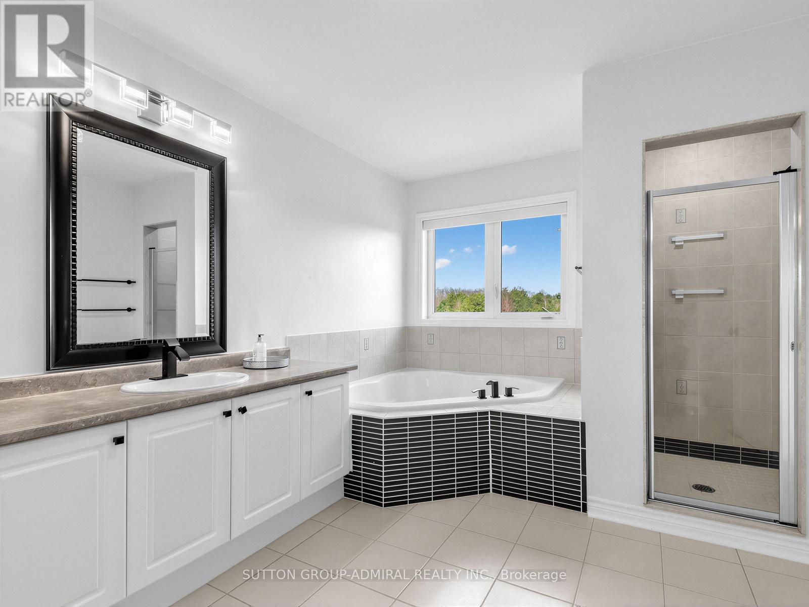 96 Mount Crescent, Essa, Ontario  L3W 0N2 - Photo 28 - N12979474