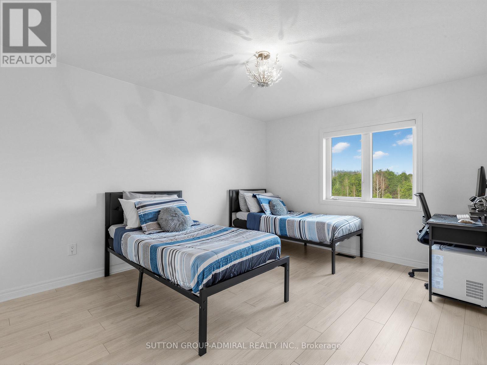 96 Mount Crescent, Essa, Ontario  L3W 0N2 - Photo 31 - N12979474