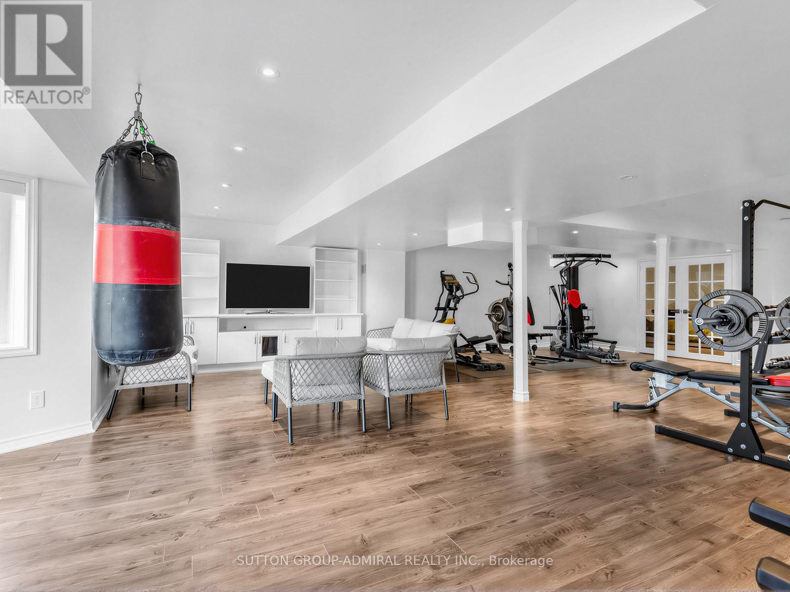 96 Mount Crescent, Essa, Ontario  L3W 0N2 - Photo 39 - N12979474