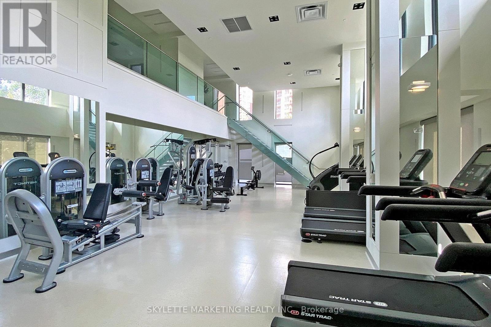 410 - 75 Oneida Crescent, Richmond Hill, Ontario  L4B 0H3 - Photo 32 - N12979528