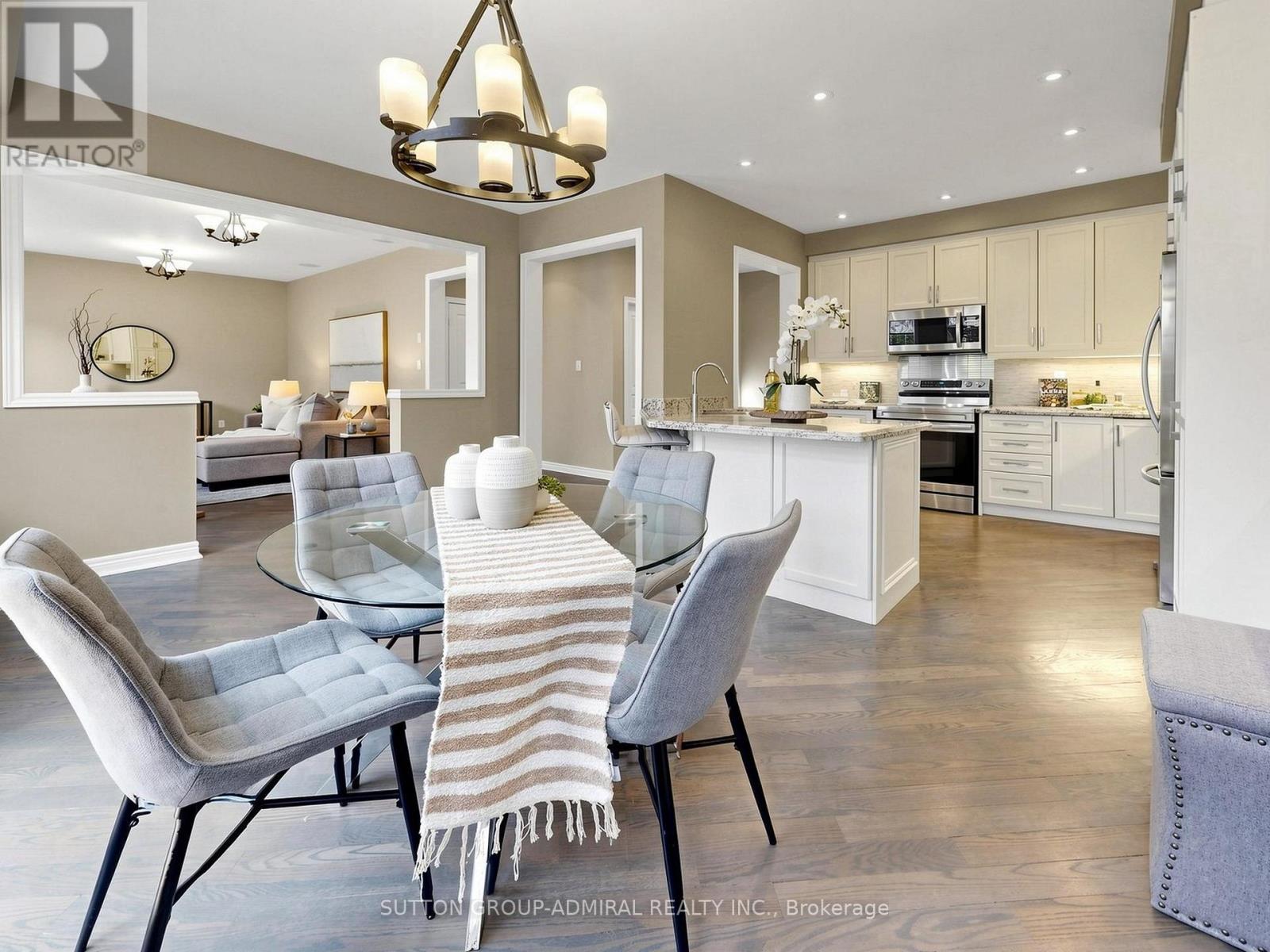 36 Canelli Heights Court, Vaughan, Ontario  L4J 8V5 - Photo 11 - N12979592