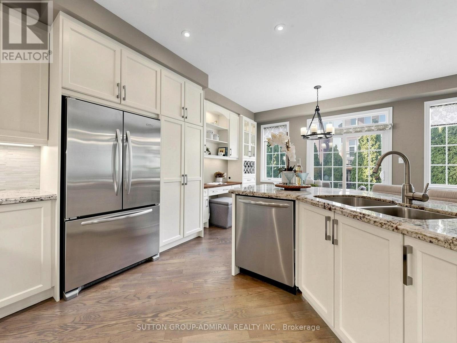 36 Canelli Heights Court, Vaughan, Ontario  L4J 8V5 - Photo 13 - N12979592