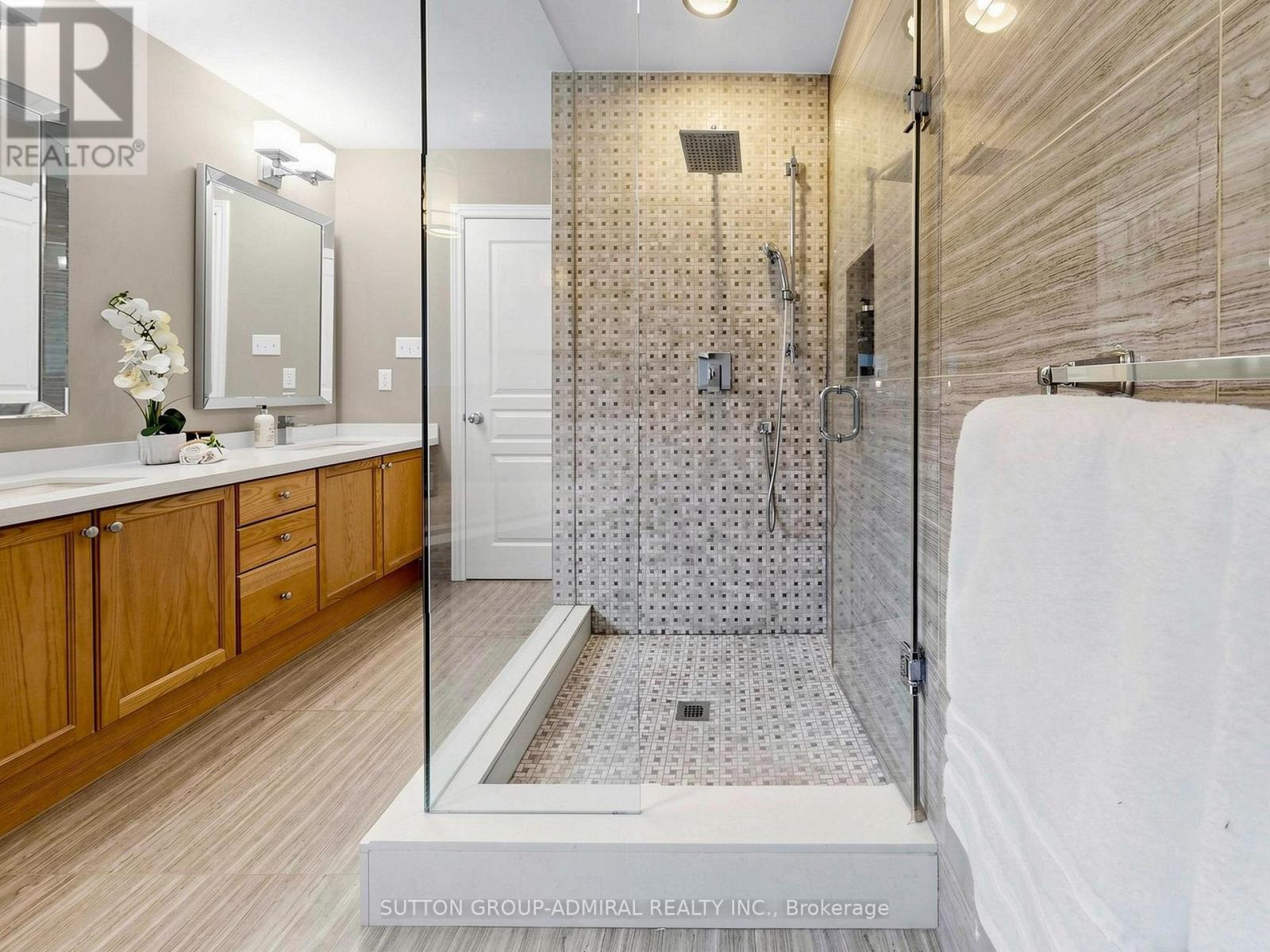 36 Canelli Heights Court, Vaughan, Ontario  L4J 8V5 - Photo 21 - N12979592