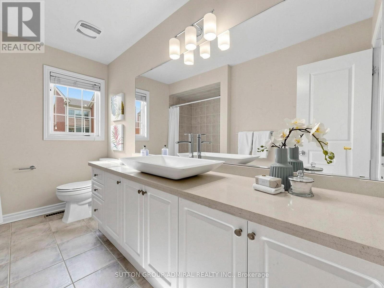 36 Canelli Heights Court, Vaughan, Ontario  L4J 8V5 - Photo 30 - N12979592