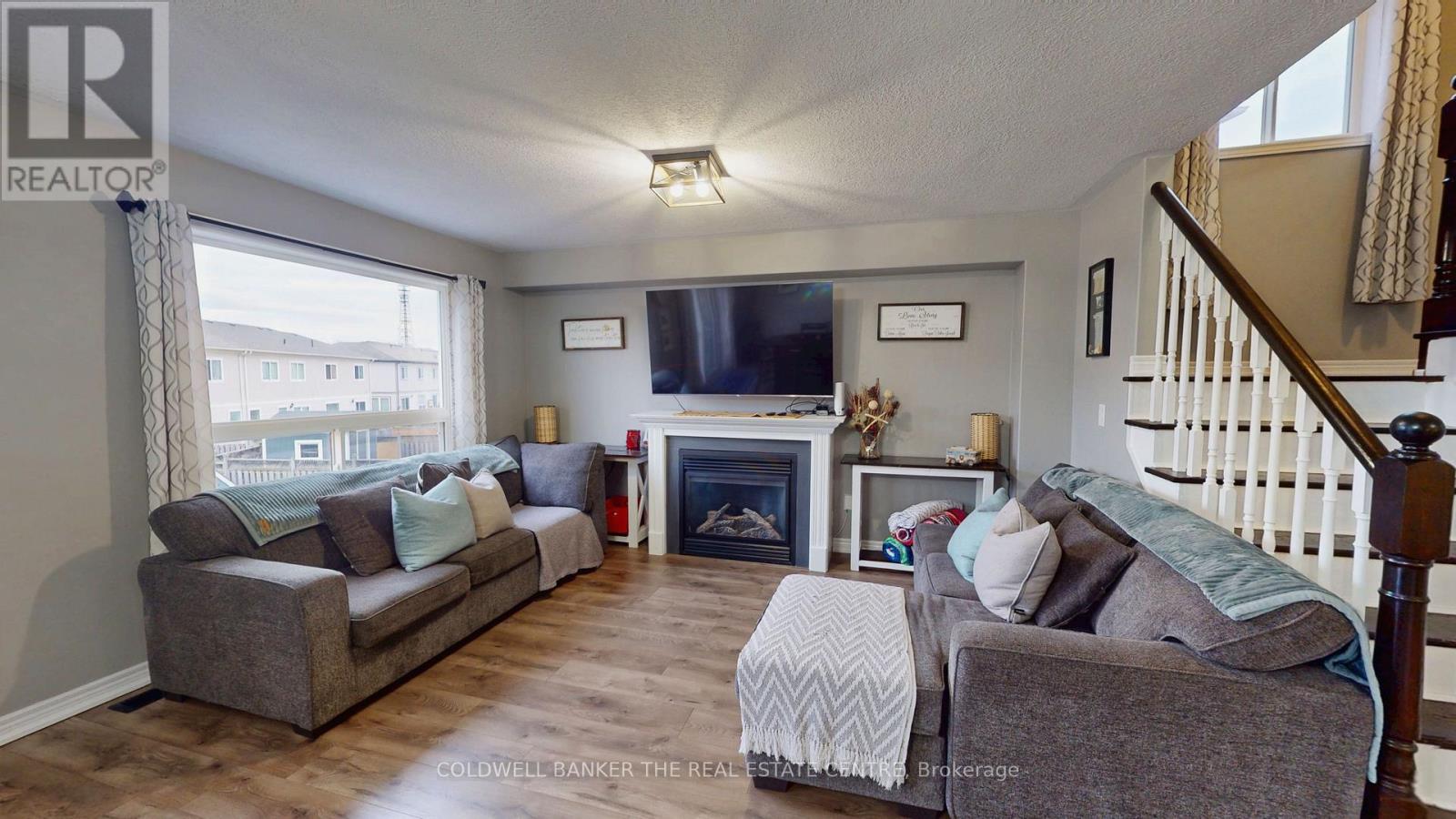 61 Pearl Drive, Orillia, Ontario  L3V 0A6 - Photo 9 - S12979600