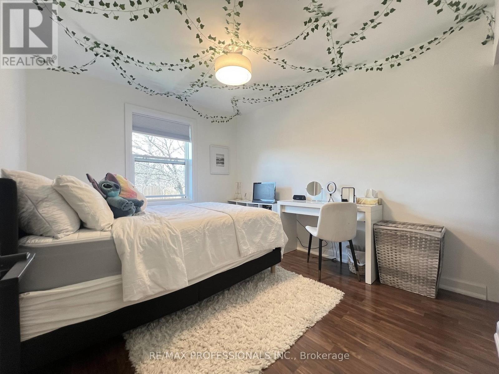 2504 Donnavale Drive, Mississauga, Ontario  L5A 2N1 - Photo 21 - W12974148