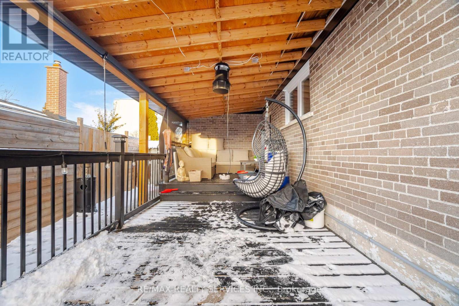 377 Bartley Bull Parkway, Brampton, Ontario  L6W 2M1 - Photo 10 - W12978450