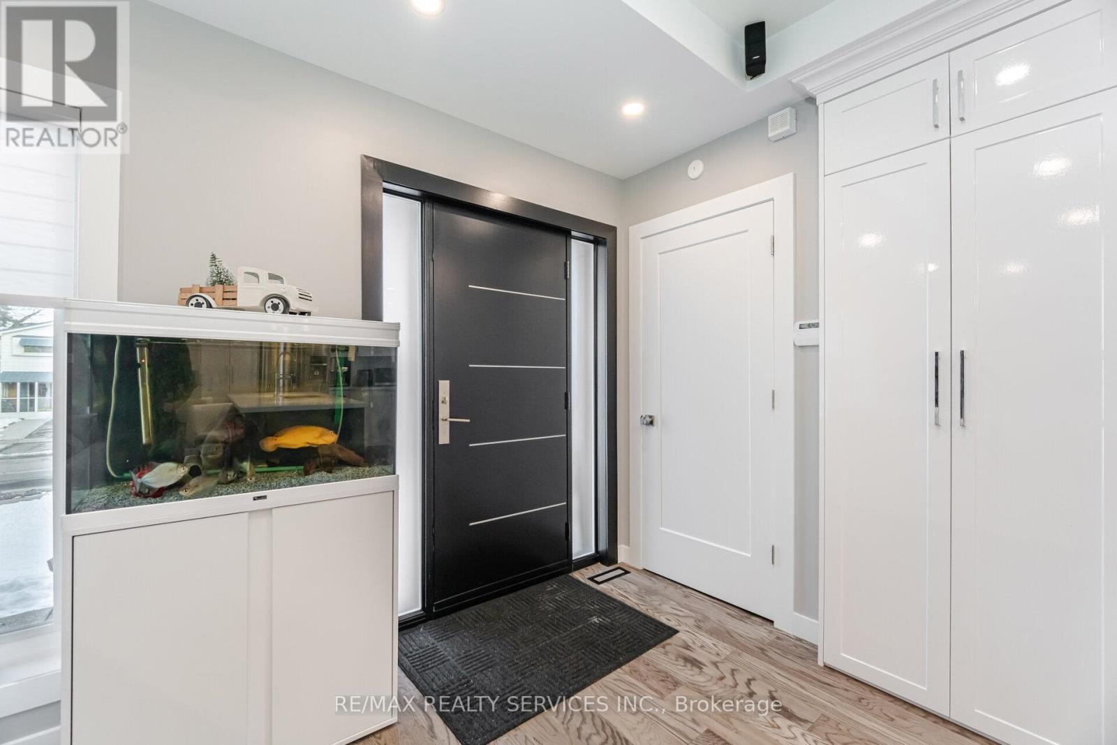 377 Bartley Bull Parkway, Brampton, Ontario  L6W 2M1 - Photo 13 - W12978450