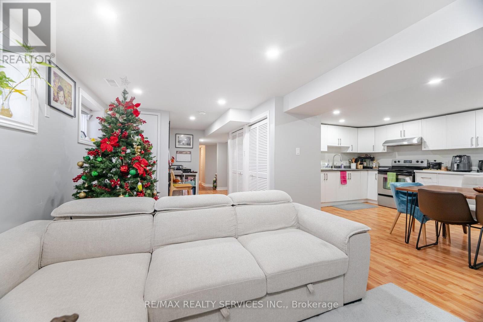 377 Bartley Bull Parkway, Brampton, Ontario  L6W 2M1 - Photo 31 - W12978450