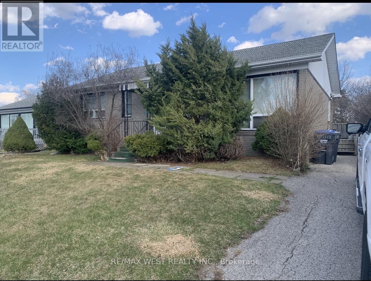 56 Stephen Drive, Caledon, Ontario  L7E 4Y5 - Photo 8 - W12978918