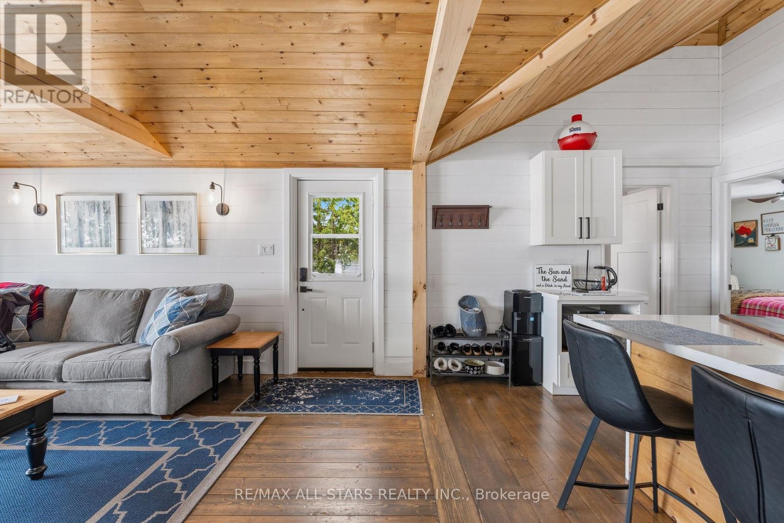 112 Sturgeon Glen Road, Kawartha Lakes, Ontario  K0M 1N0 - Photo 4 - X12900226