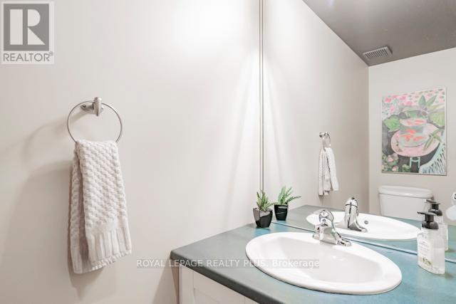 83 Kerr Street, Oakville, Ontario  L6K 3A2 - Photo 39 - W12979384