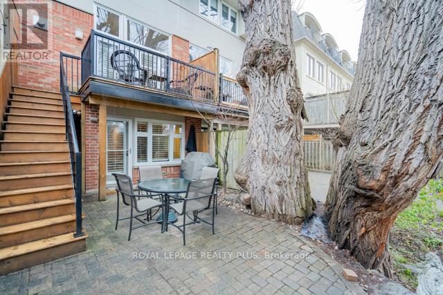 83 Kerr Street, Oakville, Ontario  L6K 3A2 - Photo 43 - W12979384