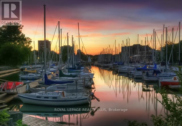 83 Kerr Street, Oakville, Ontario  L6K 3A2 - Photo 50 - W12979384