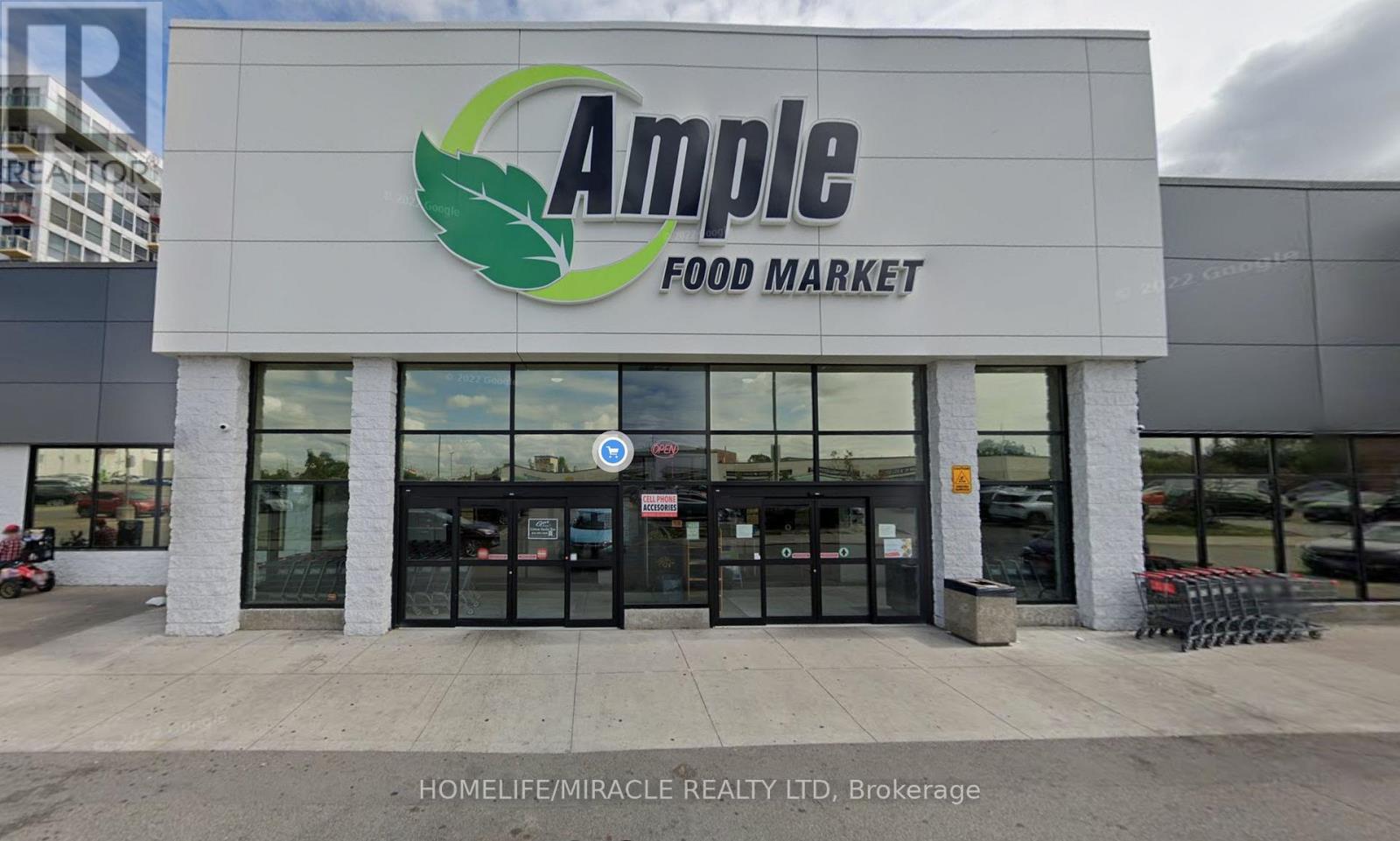 A2 - 605 Rogers Road, Toronto, Ontario  M6M 1B9 - Photo 2 - W12979394