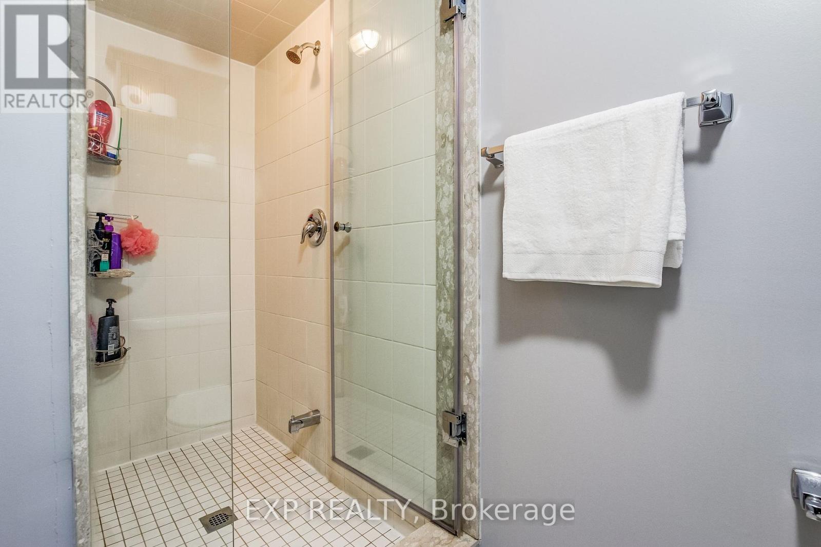 16 - 2450 Post Road, Oakville, Ontario  L6H 0J2 - Photo 7 - W12979406