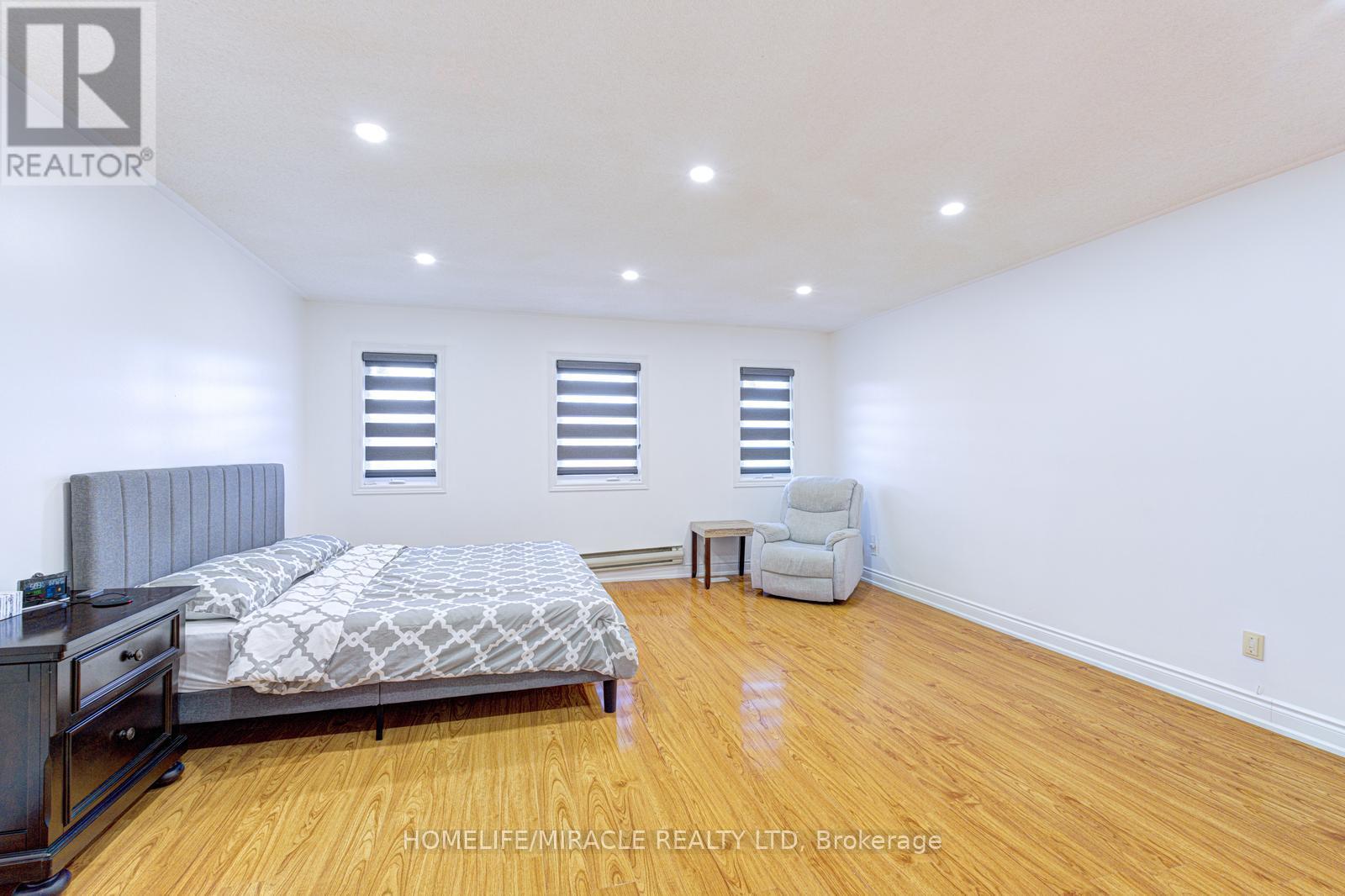 32 Pennsylvania Avenue, Brampton, Ontario  L6Y 4N7 - Photo 26 - W12979420