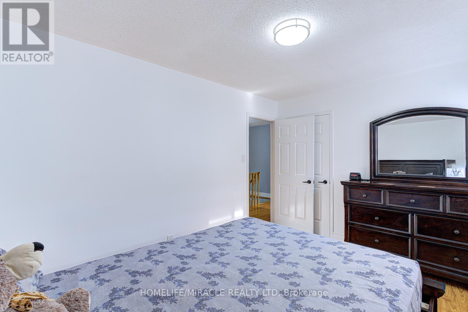 32 Pennsylvania Avenue, Brampton, Ontario  L6Y 4N7 - Photo 36 - W12979420