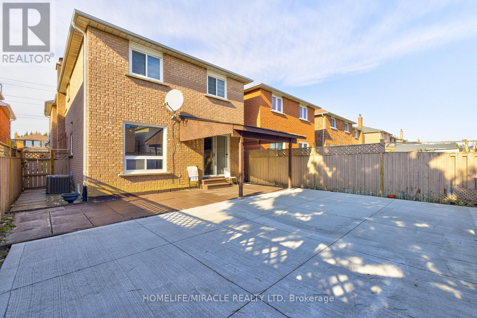 32 Pennsylvania Avenue, Brampton, Ontario  L6Y 4N7 - Photo 49 - W12979420