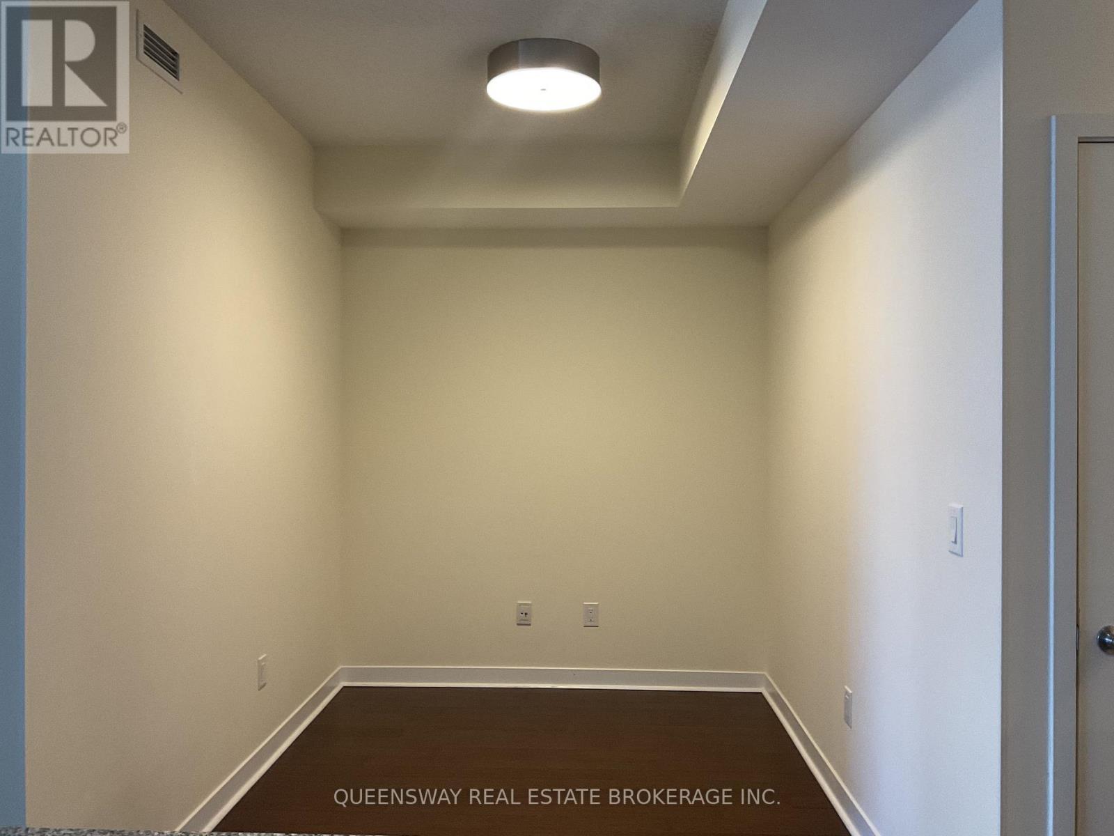 2104 - 360 Square One Drive, Mississauga, Ontario  L5B 0G7 - Photo 12 - W12979434