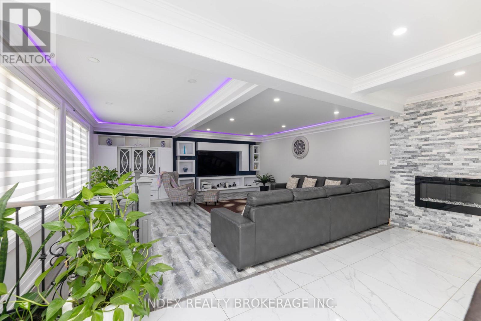 15277 Dixie Road, Caledon, Ontario  L7C 2N1 - Photo 17 - W12979438