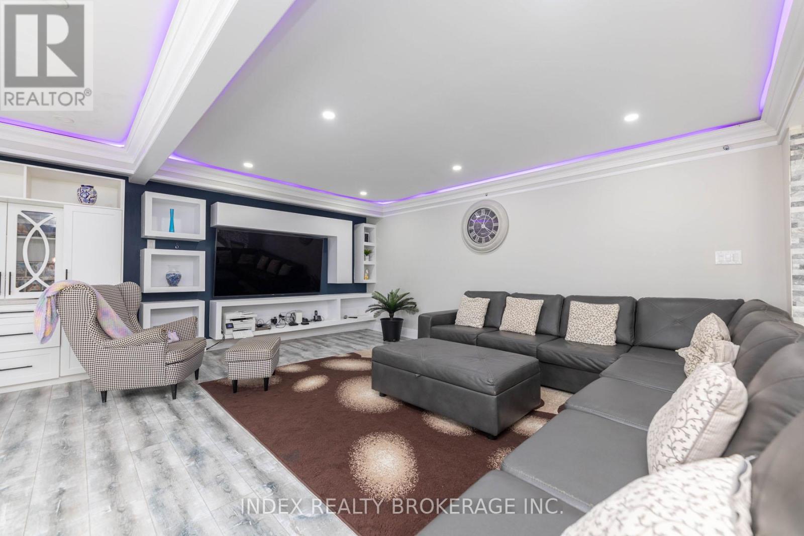 15277 Dixie Road, Caledon, Ontario  L7C 2N1 - Photo 19 - W12979438