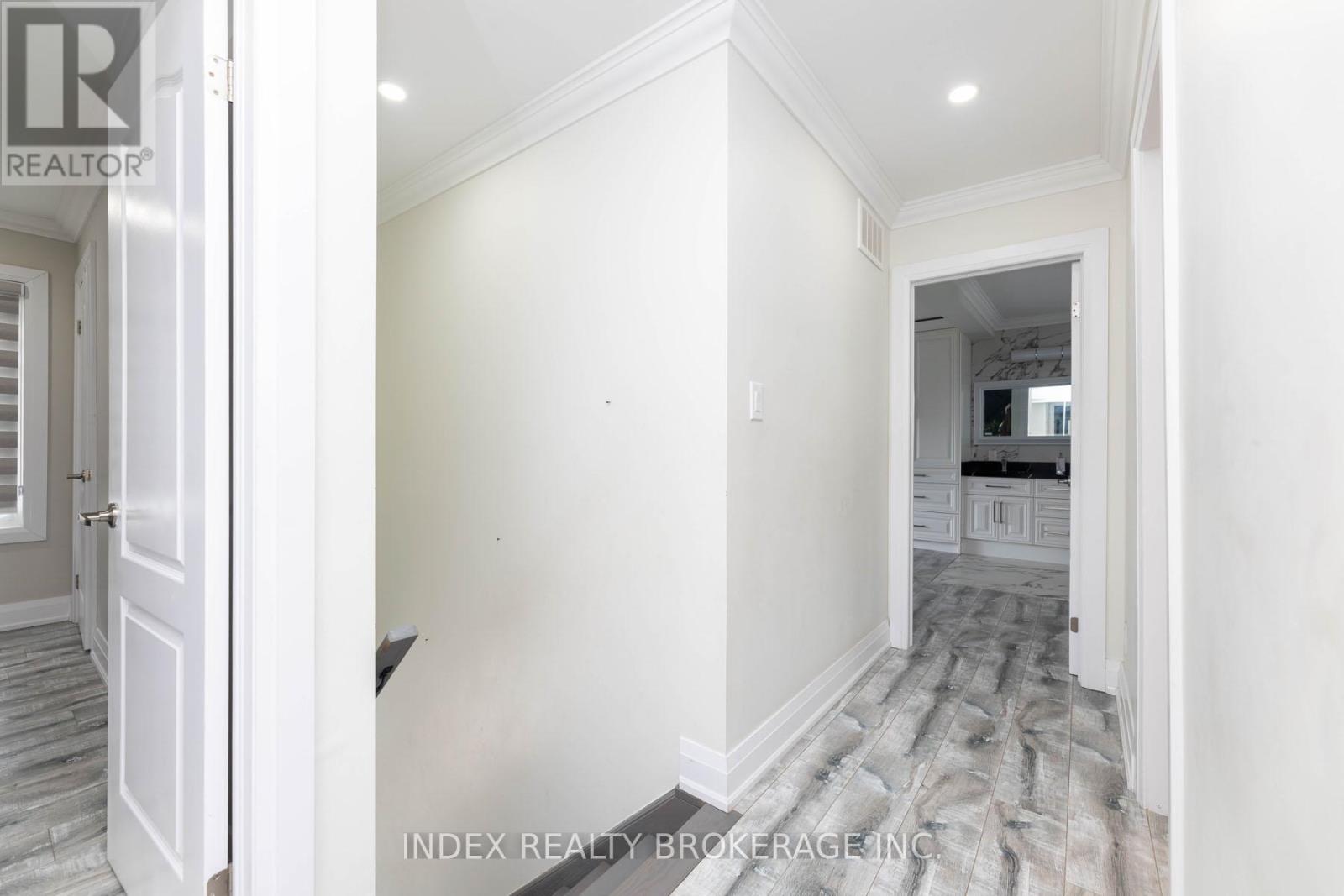 15277 Dixie Road, Caledon, Ontario  L7C 2N1 - Photo 22 - W12979438