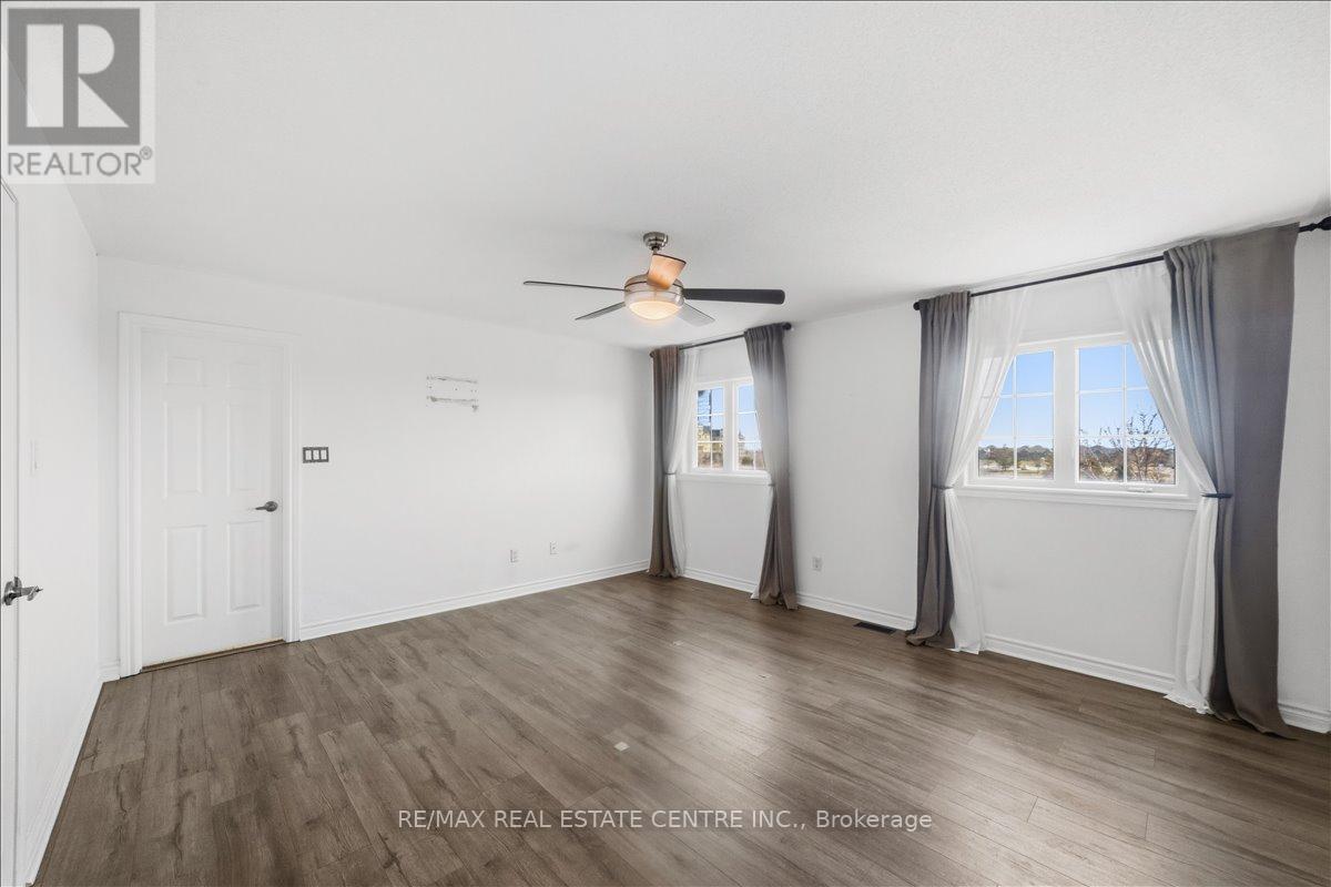 355 Hobbs Crescent, Milton, Ontario  L9T 0J3 - Photo 16 - W12979440