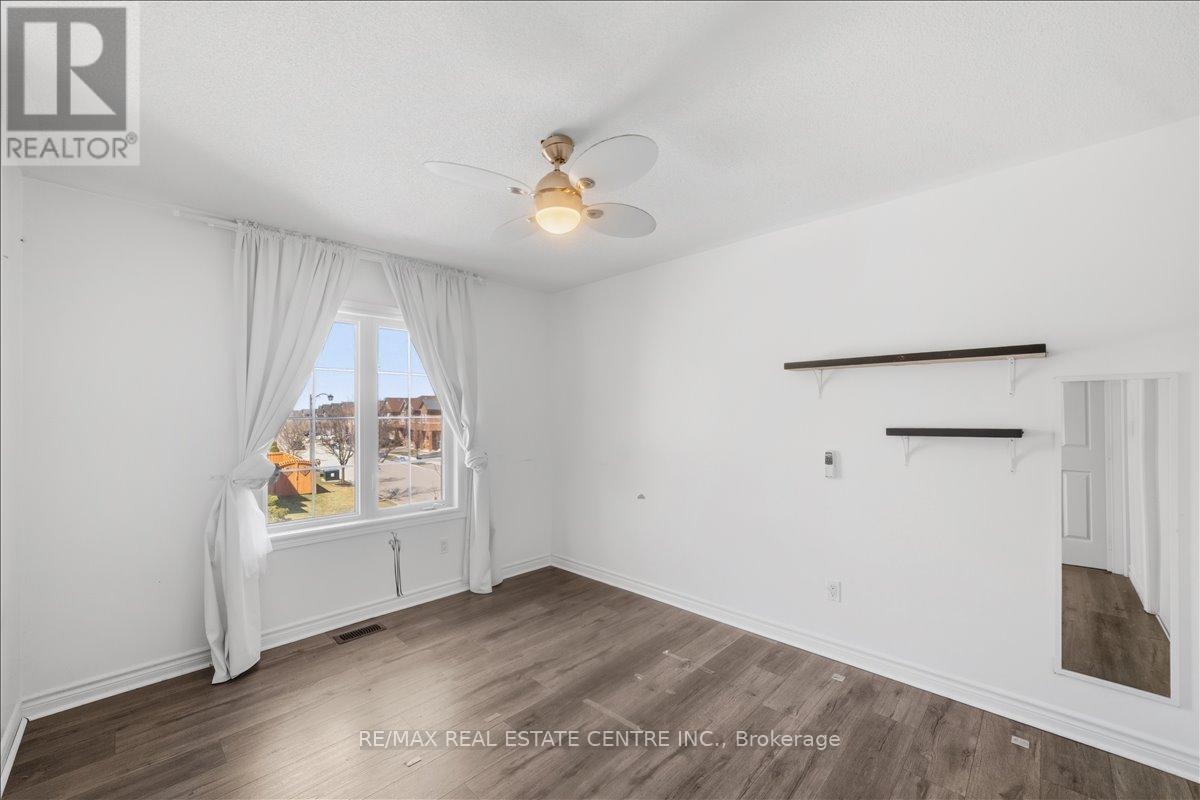 355 Hobbs Crescent, Milton, Ontario  L9T 0J3 - Photo 24 - W12979440