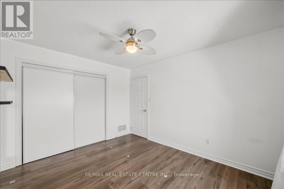 355 Hobbs Crescent, Milton, Ontario  L9T 0J3 - Photo 26 - W12979440