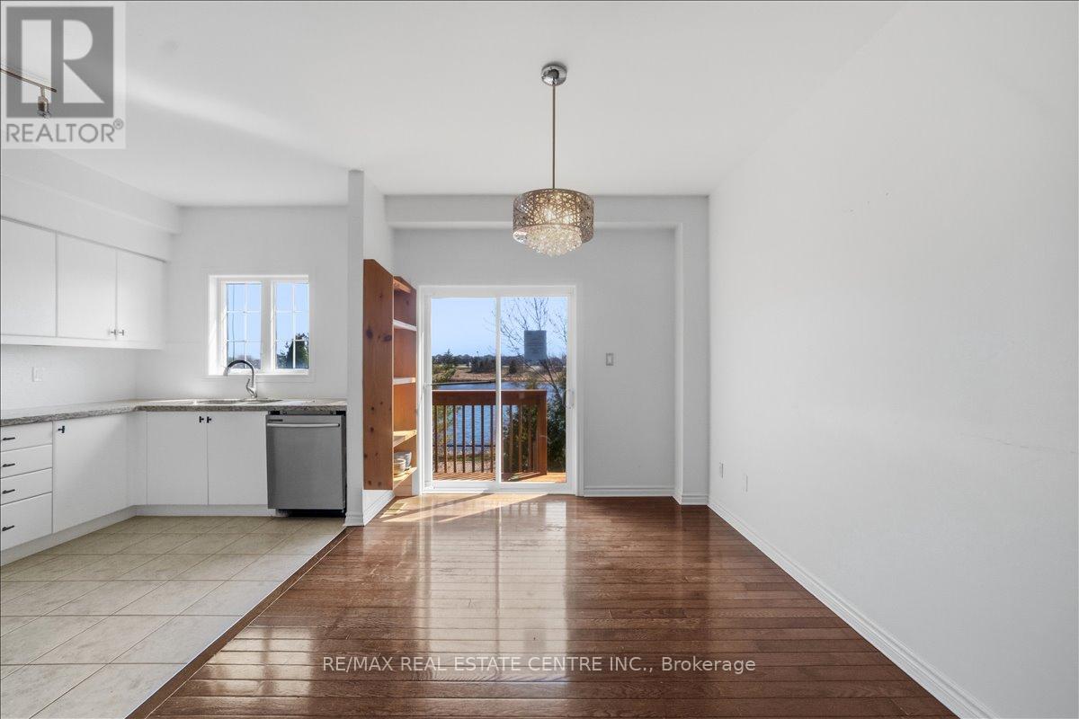 355 Hobbs Crescent, Milton, Ontario  L9T 0J3 - Photo 6 - W12979440