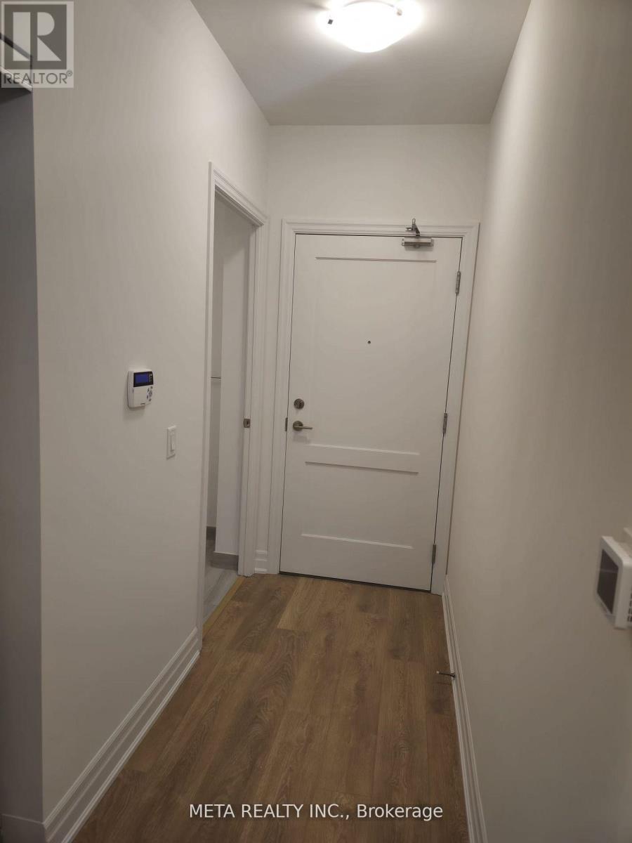 608 - 30 Elm Drive W, Mississauga, Ontario  L5B 0N6 - Photo 6 - W12979448