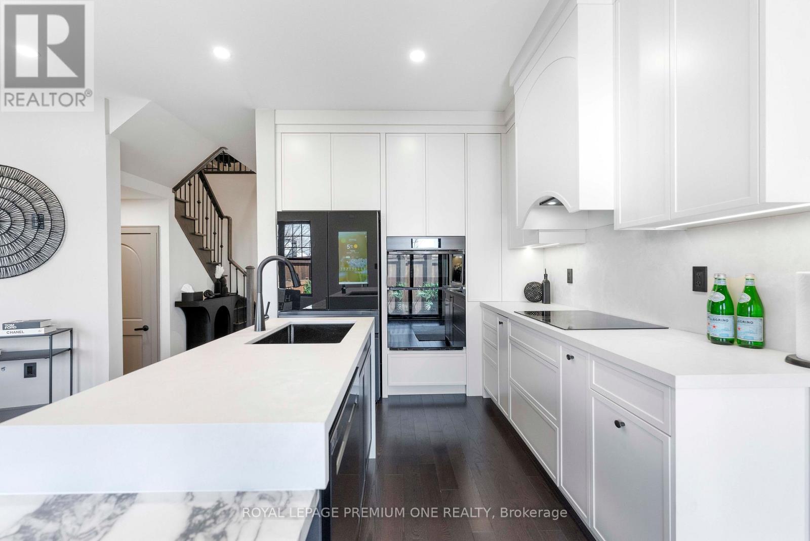 18 Morra Avenue, Caledon, Ontario  L7E 4K5 - Photo 9 - W12979468