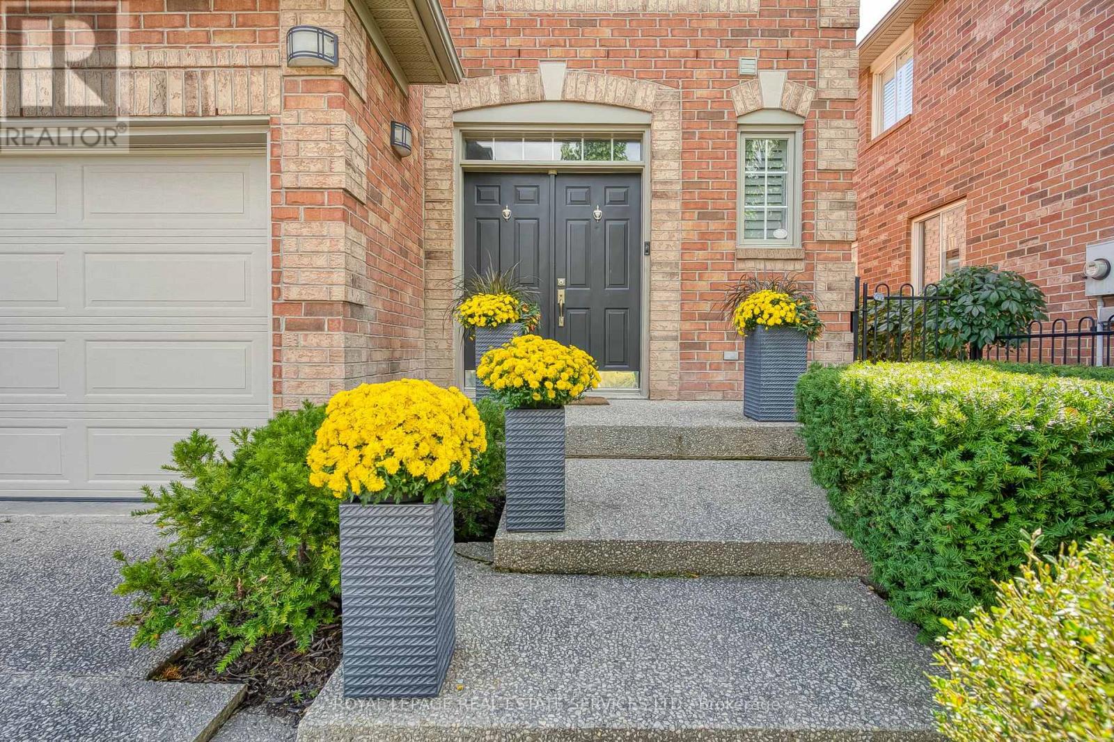 1434 Gulledge Trail, Oakville, Ontario  L6M 3Z8 - Photo 33 - W12979484