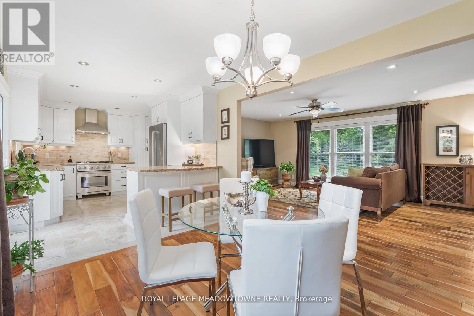 13609 Sixth Line, Halton Hills, Ontario  L0P 1H0 - Photo 19 - W12979508