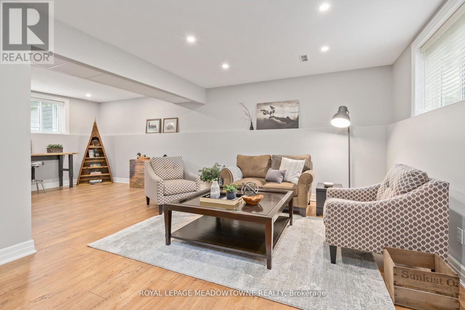 13609 Sixth Line, Halton Hills, Ontario  L0P 1H0 - Photo 33 - W12979508