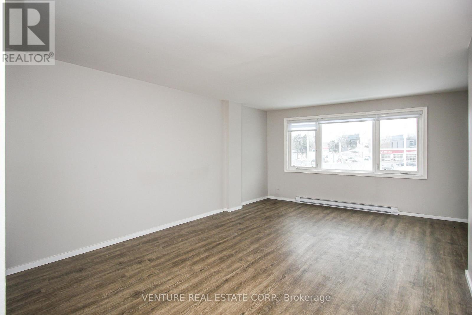 1 - 4227 Dundas Street W, Toronto, Ontario  M8X 1Y3 - Photo 7 - W12979572