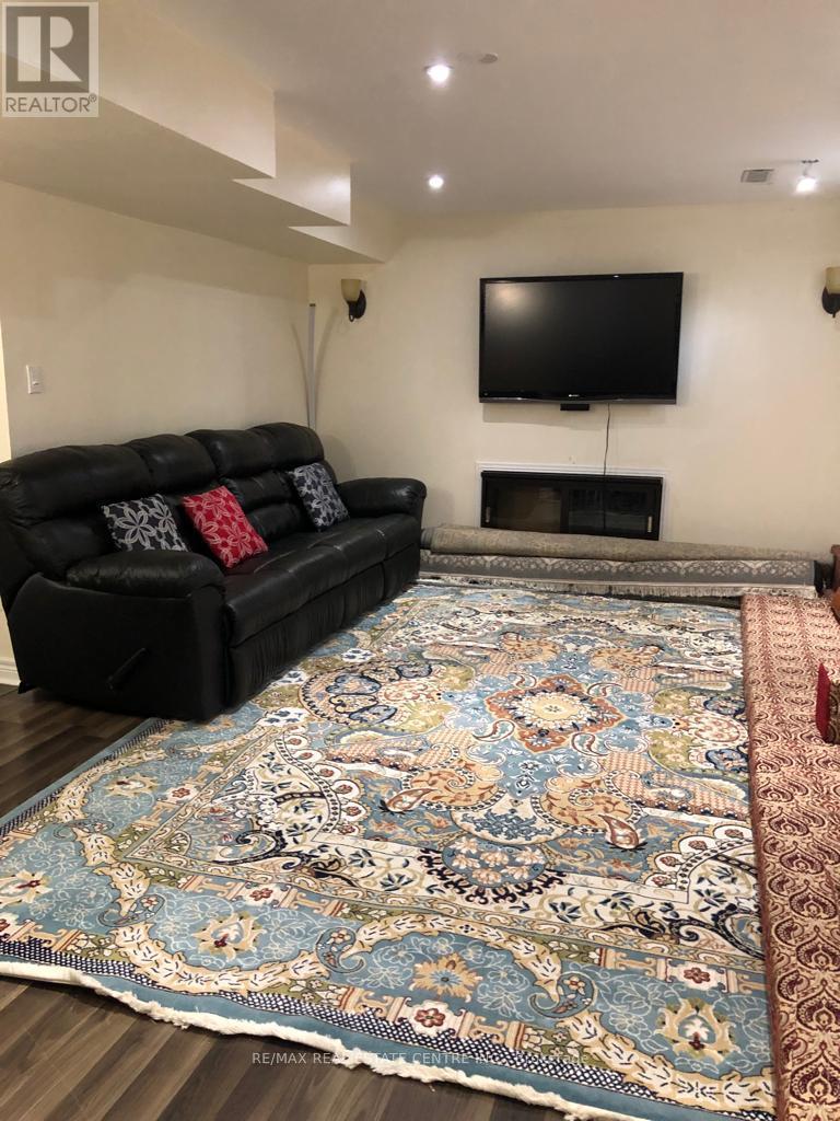 BSMT - 316 HOLMES CRESCENT, Milton, Ontario