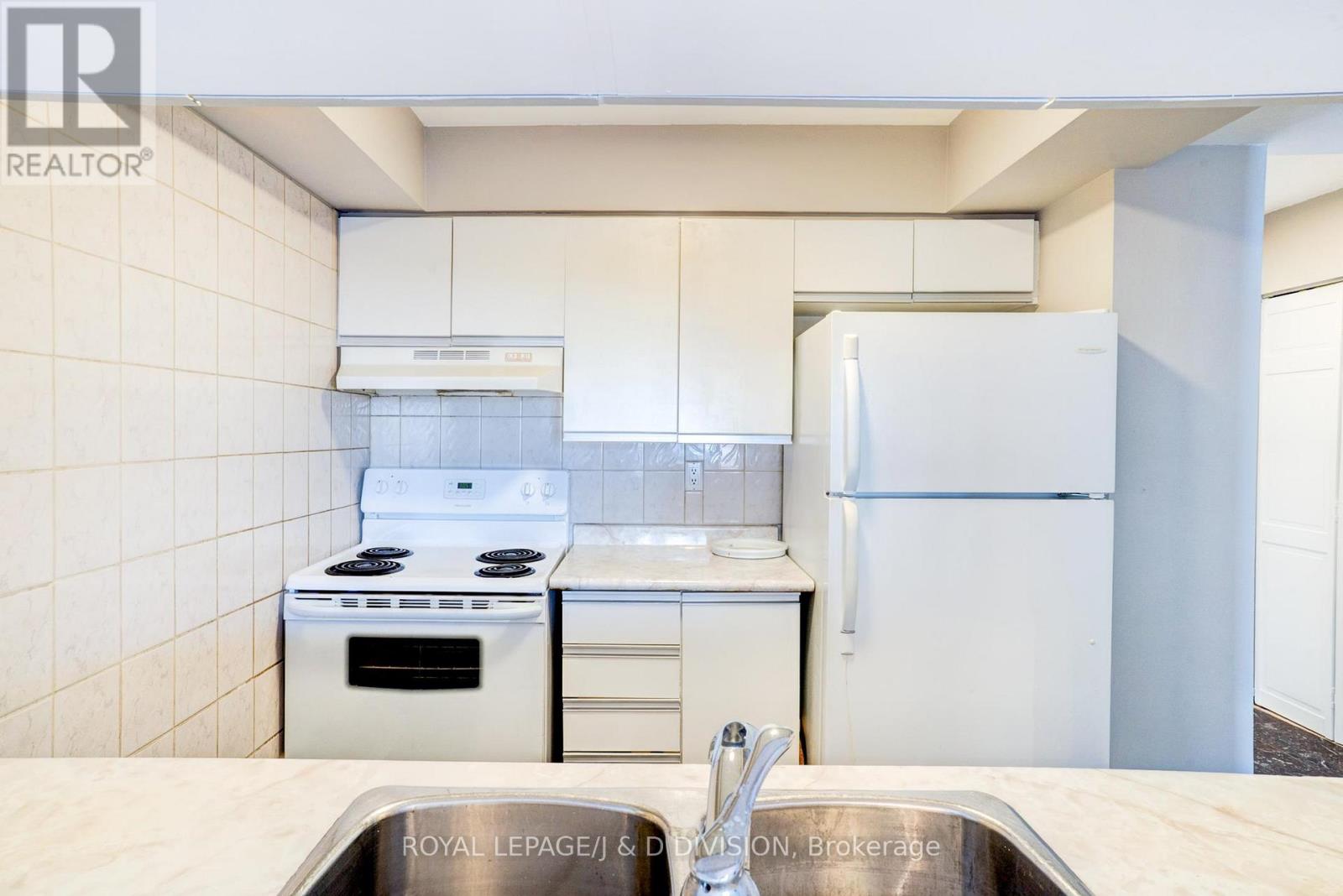 505 - 3 Hickory Tree Road, Toronto, Ontario  M9N 3W5 - Photo 18 - W12979588