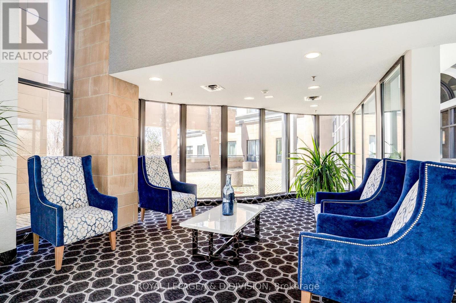 505 - 3 Hickory Tree Road, Toronto, Ontario  M9N 3W5 - Photo 32 - W12979588