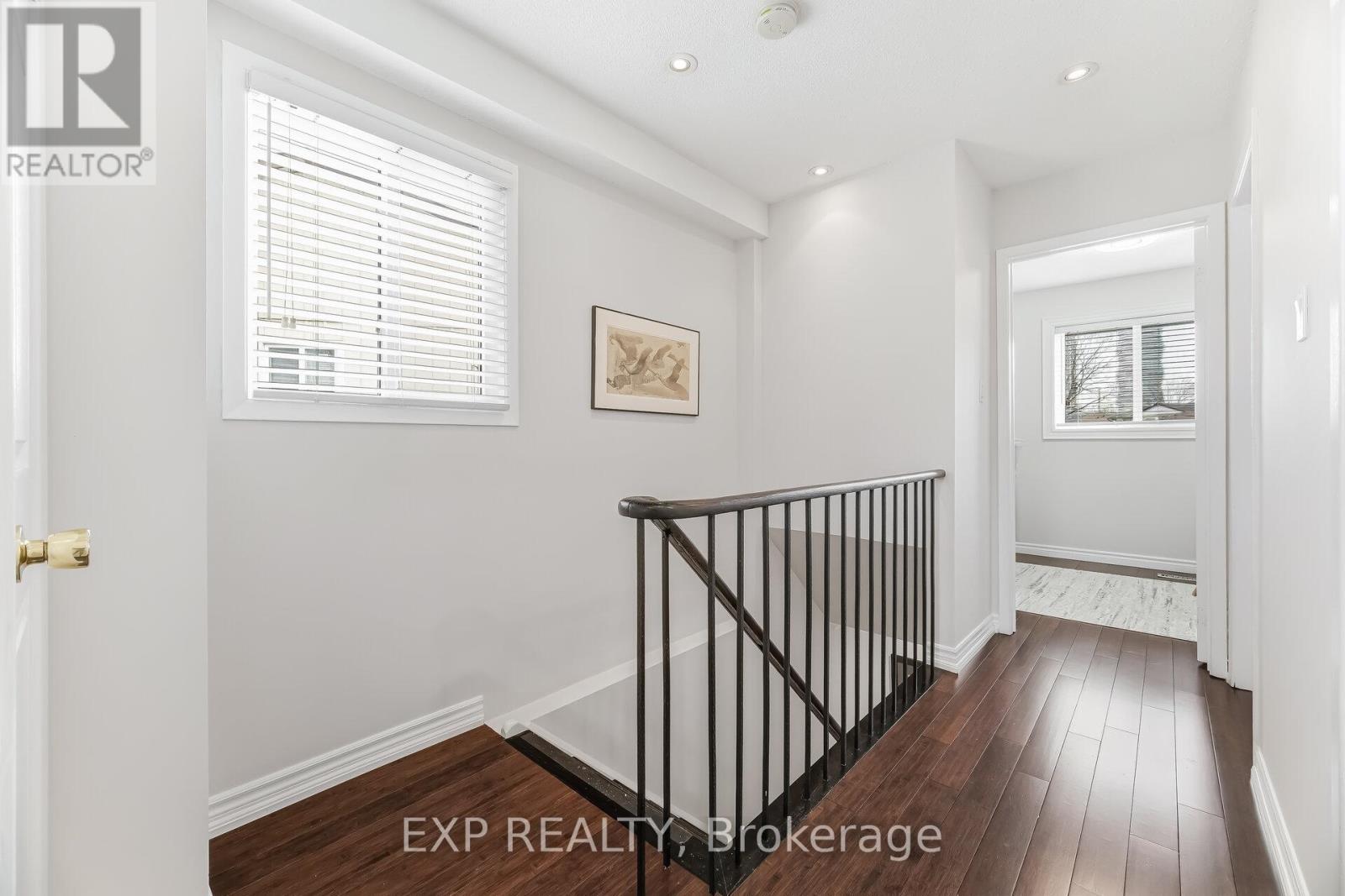 729 Carrying Place, Mississauga, Ontario  L5C 3W6 - Photo 20 - W12979596