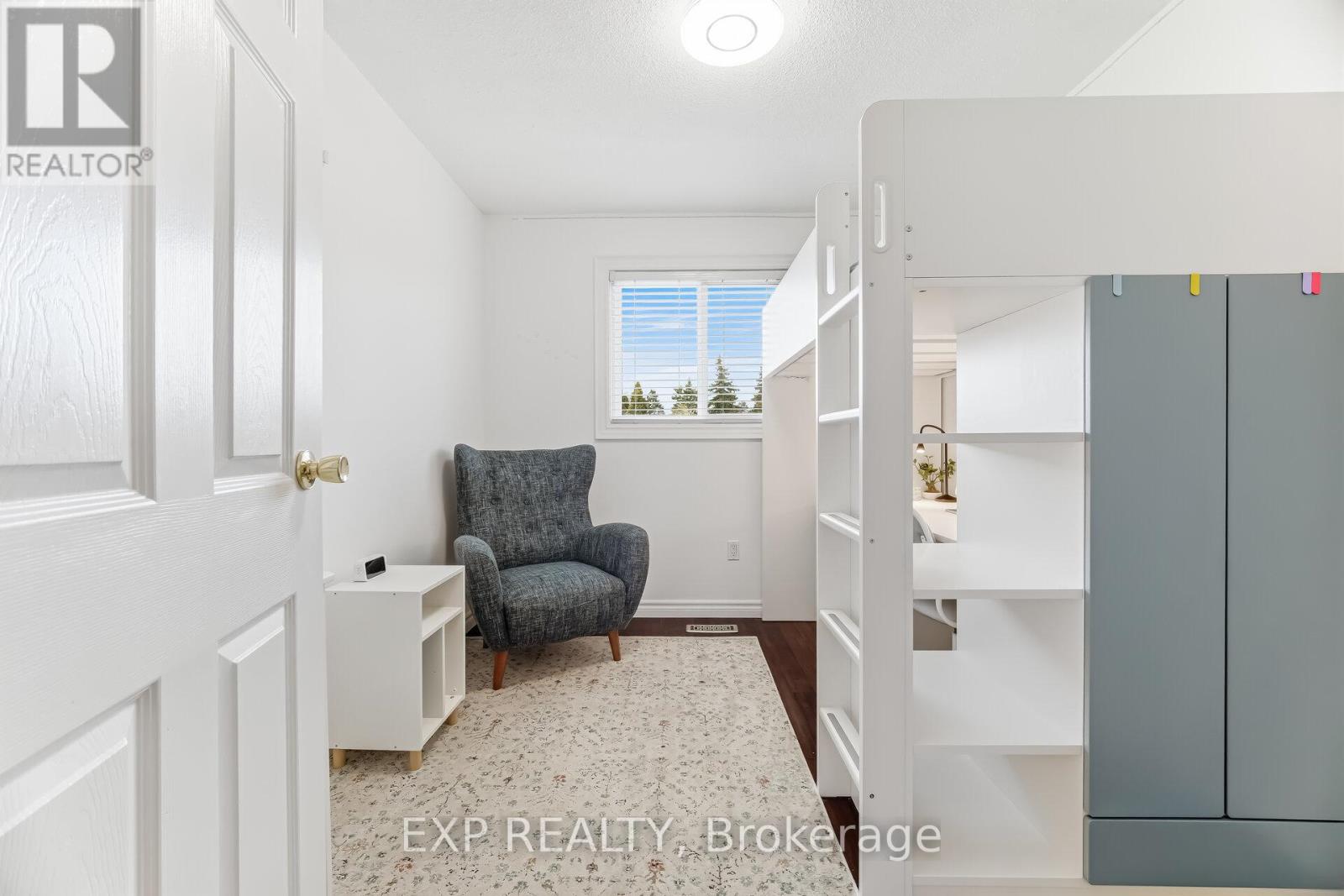 729 Carrying Place, Mississauga, Ontario  L5C 3W6 - Photo 30 - W12979596