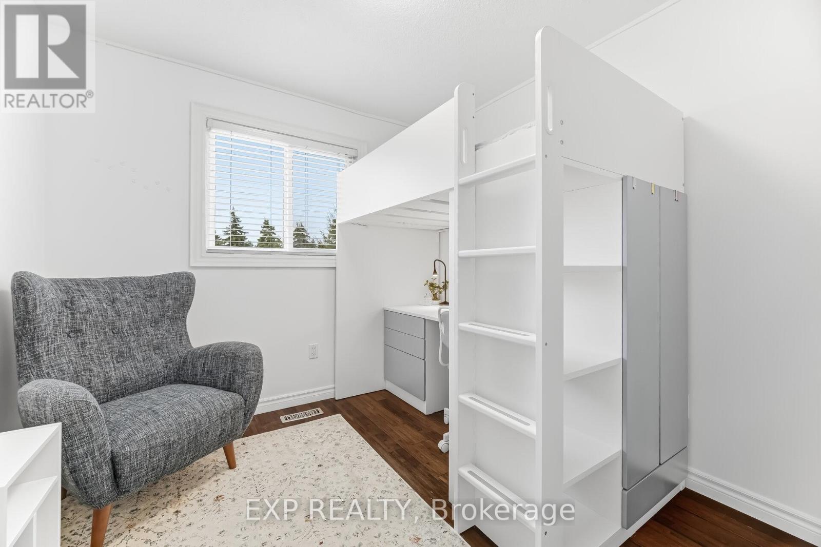 729 Carrying Place, Mississauga, Ontario  L5C 3W6 - Photo 31 - W12979596